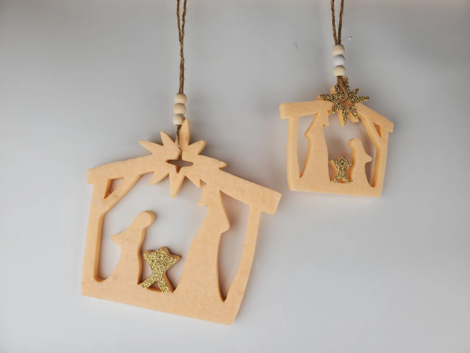 Natural Nativity Hanging Pair