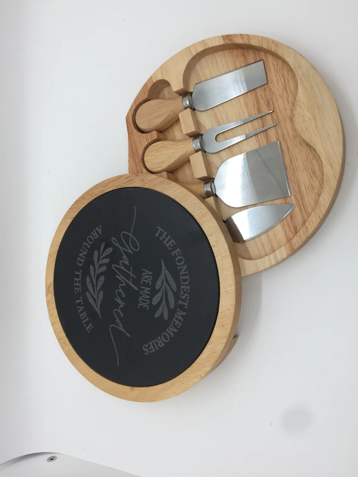Cheese Board & Tool Set — 24HM-W1134